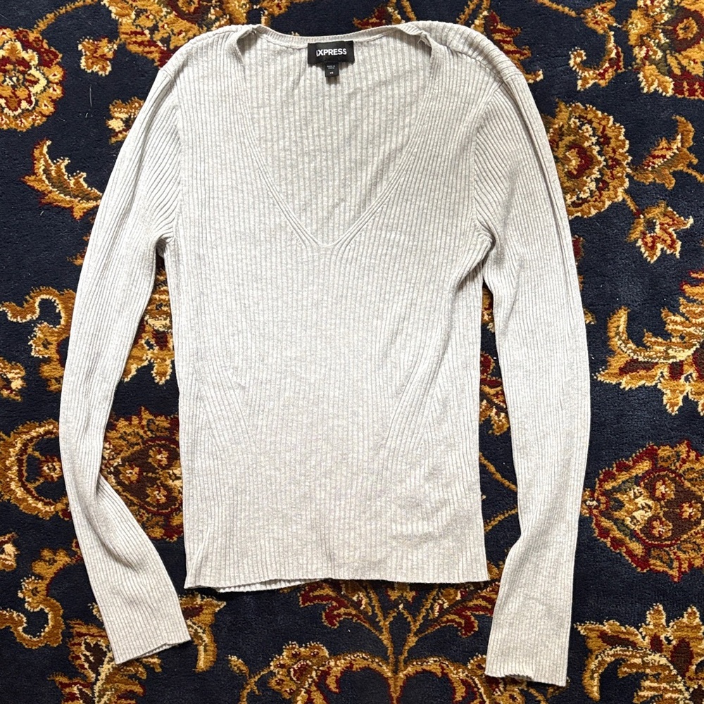 Express Women's V-Neck Ribbed Sweater - Light Gray